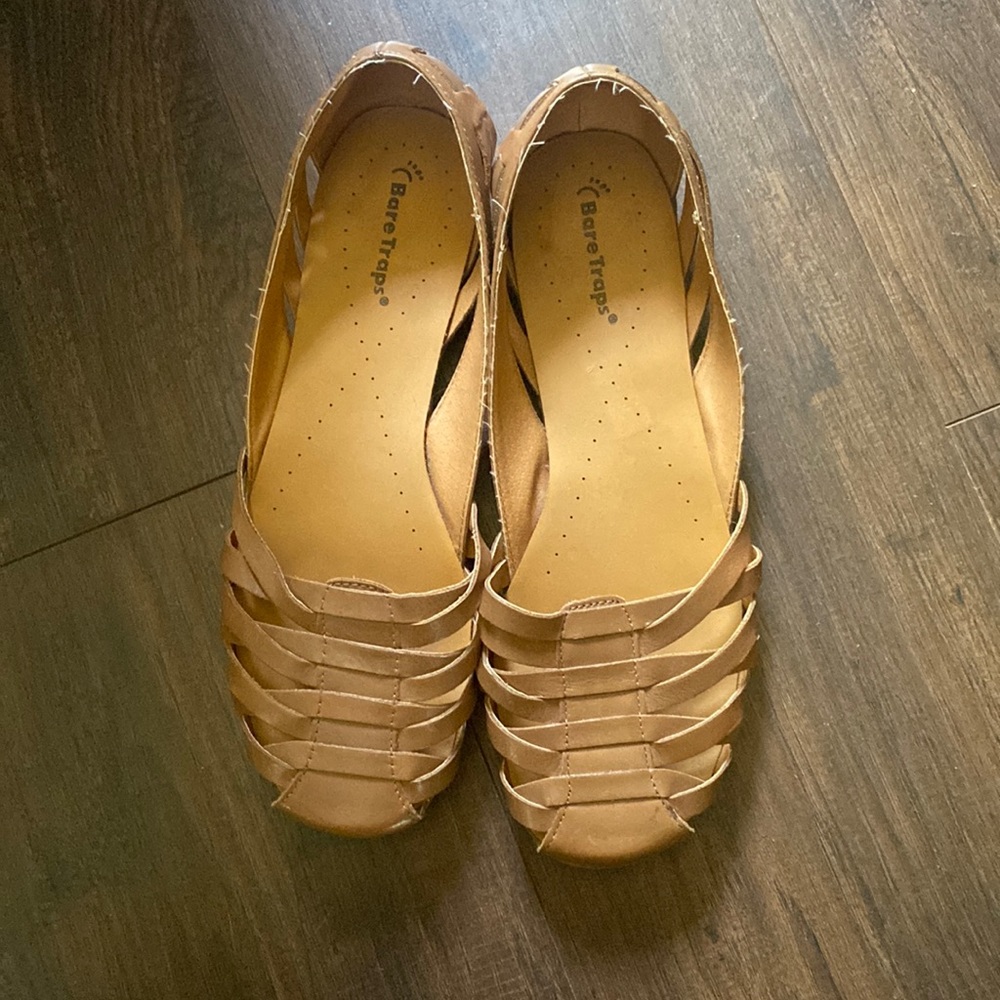 baretraps size 9
